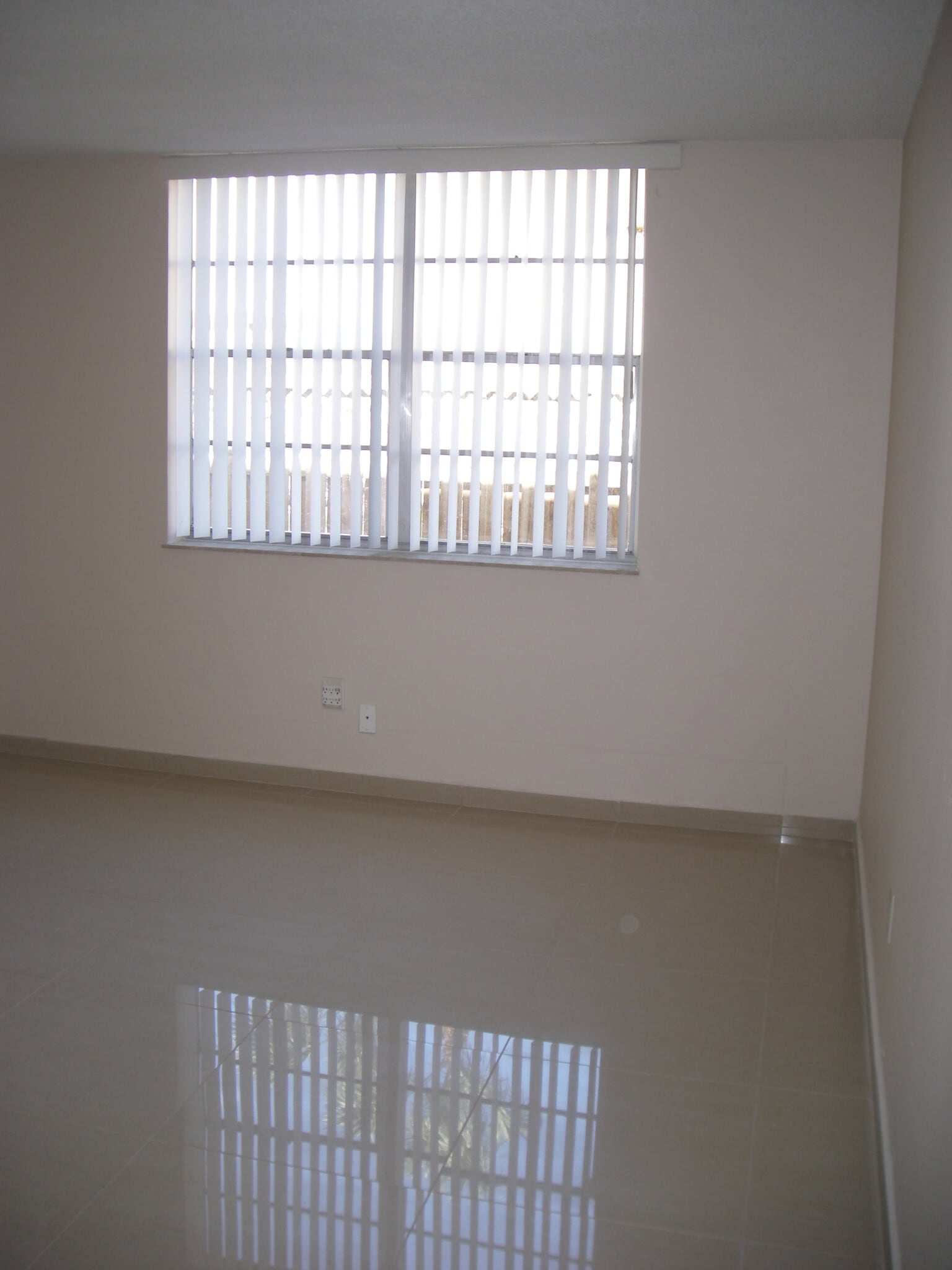Building Photo - 4530 NW 79th Ave
