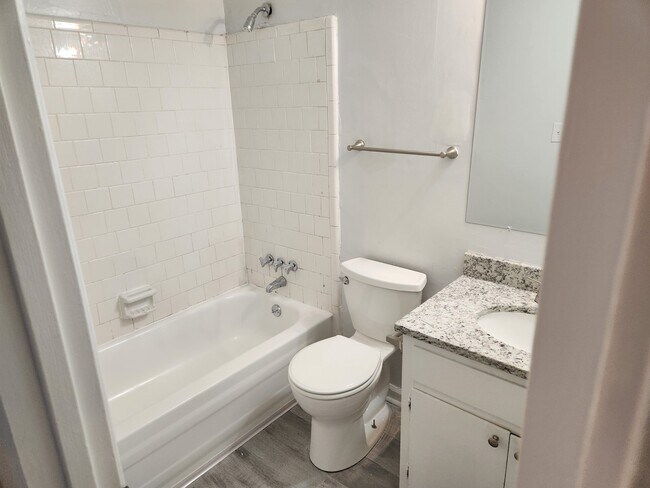Building Photo - 2808 Nighthawk Dr