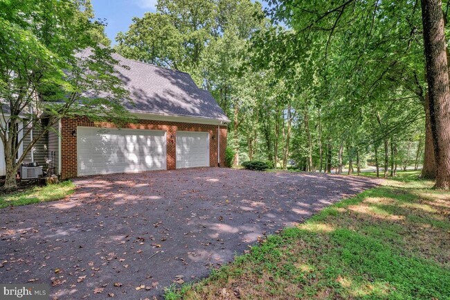 Primary Photo - 502 Seneca Knoll Ct
