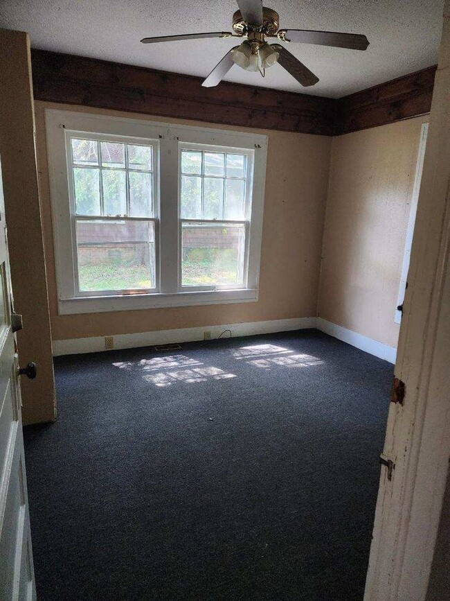 Building Photo - 2 Bedroom 1 bath - Unfurnished Bennetsvill...