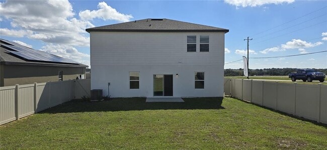 Building Photo - 2803 Poppy Ave