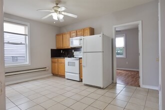Building Photo - 524 N Preston St