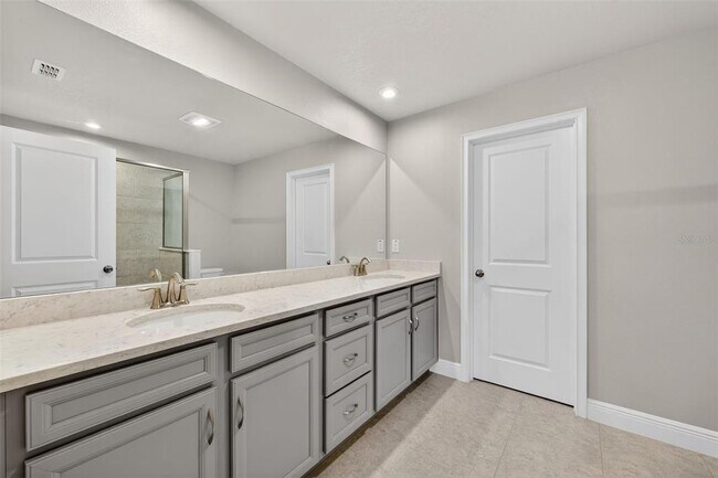 Building Photo - 6050 Grand Sonata Ave