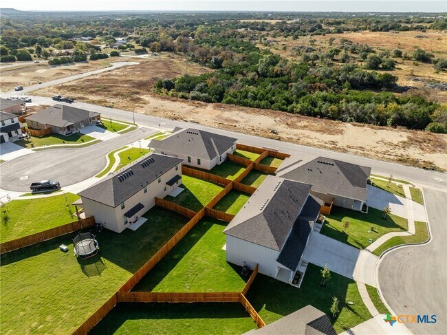 Building Photo - 106 Levi Court