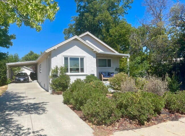 Front w/covered carport - 321 Tahoe Ave