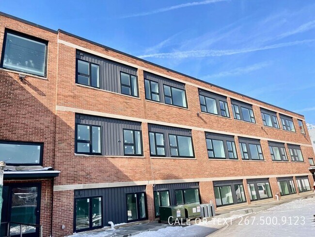 Building Photo - Brand new One and Two Bedrooms. Great Loca...