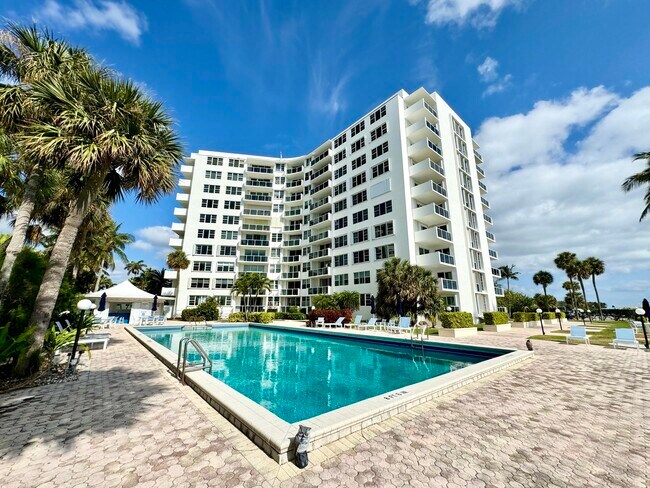 Building Photo - 2800 N Flagler Dr