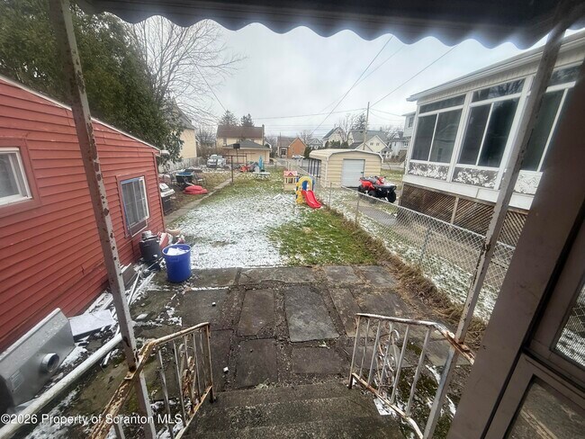 Building Photo - 1019 N Irving Ave