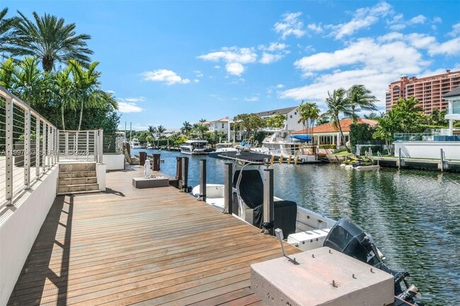 Building Photo - 6832 Sunrise Ct