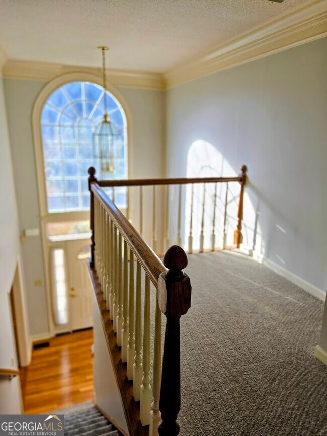 Building Photo - 270 North Dr