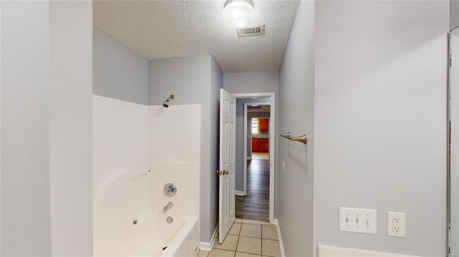 Building Photo - 275 Allen Dr