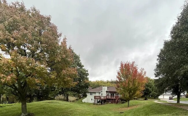 Building Photo - LOOK AT THIS GEM!  Schedule A Tour Today!!