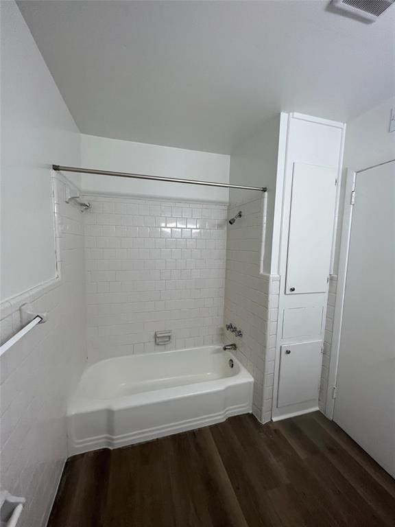 Building Photo - 500 Willow Dr