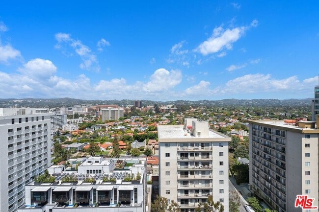 Building Photo - 10750 Wilshire Blvd