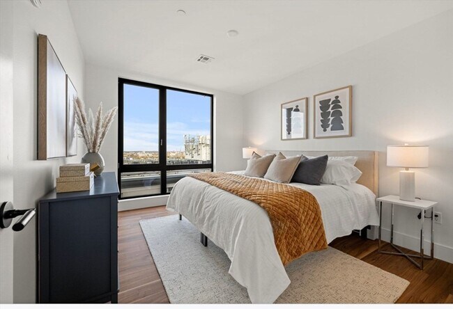 Building Photo - NO FEE!!! 2 BED/2 BATH IN BRIGHTON'S NICEST BUILDING!!!!! PARKING INCLUDED