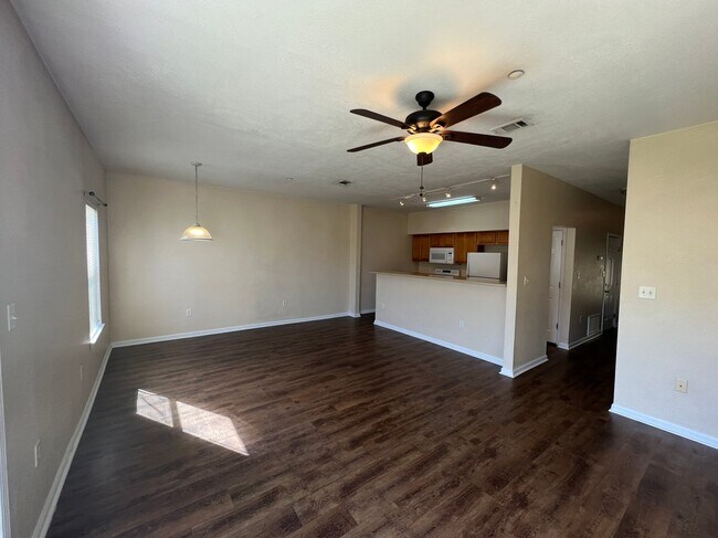 Building Photo - 1028 Anniston Ct