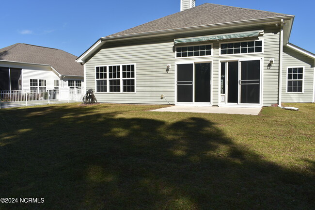 Building Photo - 879 Corn Planters Cir