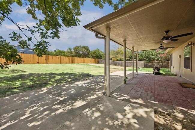 Building Photo - 500 Millington Ln