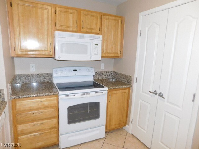 Building Photo - 5055 W Hacienda Ave