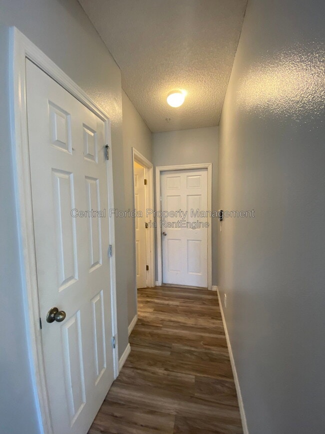 Building Photo - 2076 Cypress Bay Blvd