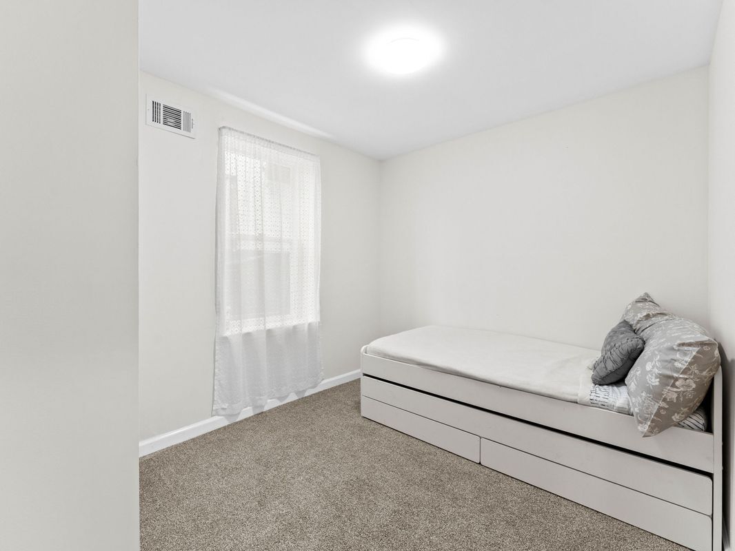 Building Photo - 1923 N 20th St