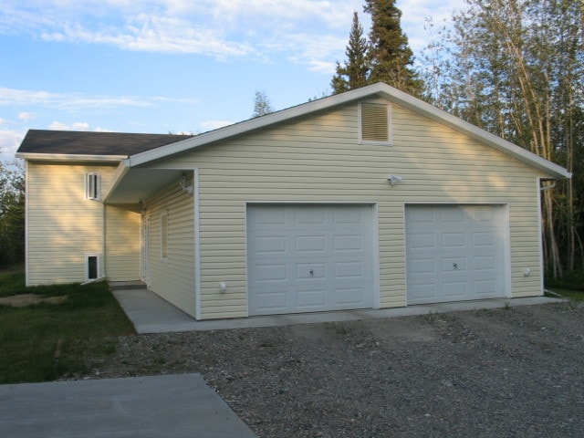 Garage entrance to duplex - 3435 Laurance Rd