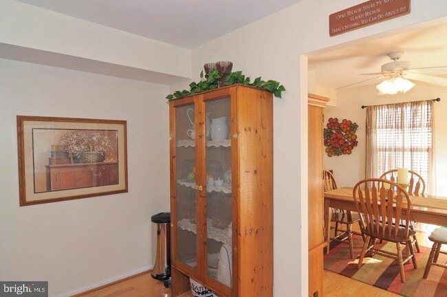 Building Photo - 23 Mooring Point Ct