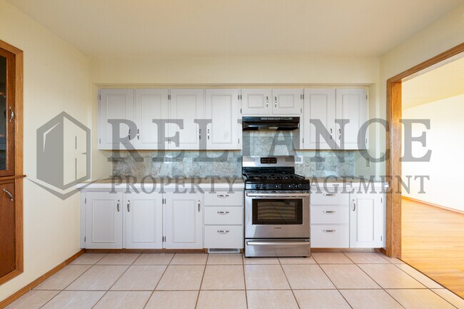 Building Photo - 4525 N 247th St W