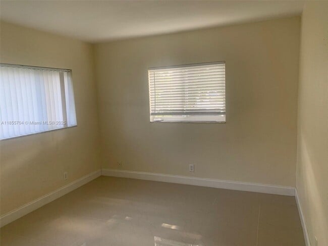 Building Photo - 4060 NW 110th Ave