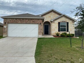 Building Photo - 3-2 Westfield Community