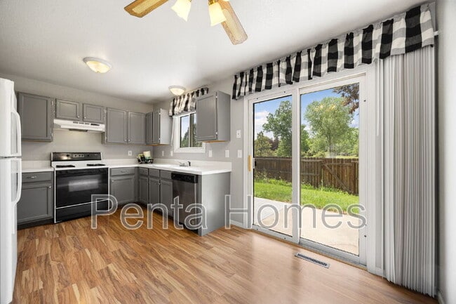 Building Photo - 3319 Sun Disk Ct
