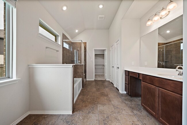 Building Photo - 8706 Sunbury Oak Cir