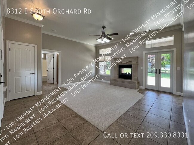 Building Photo - 8312 E Orchard Rd