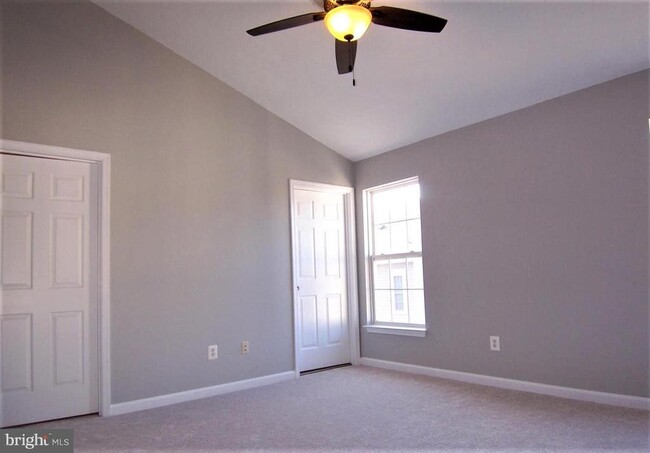 Building Photo - 12401 Benjamin Hill Ln
