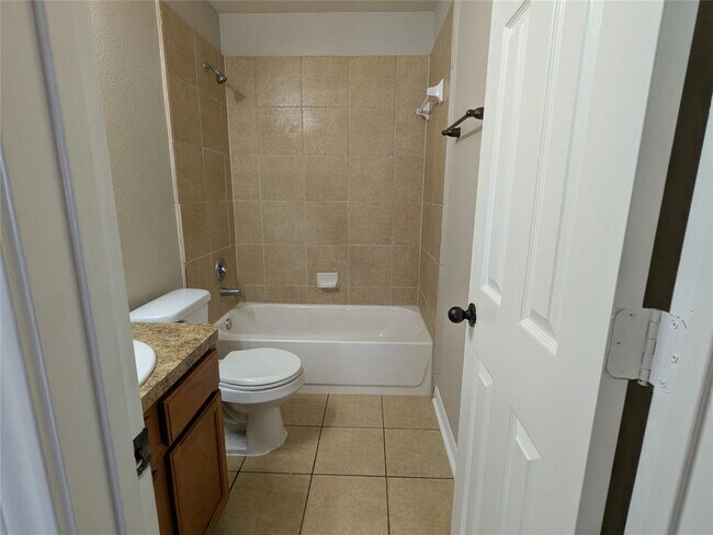 Building Photo - 6242 El Granate Dr