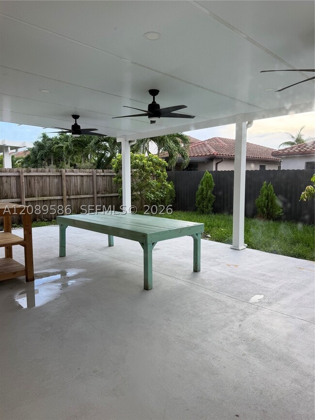Building Photo - 23602 SW 115 Ct