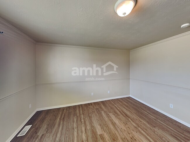 Building Photo - 2259 S 2635 W