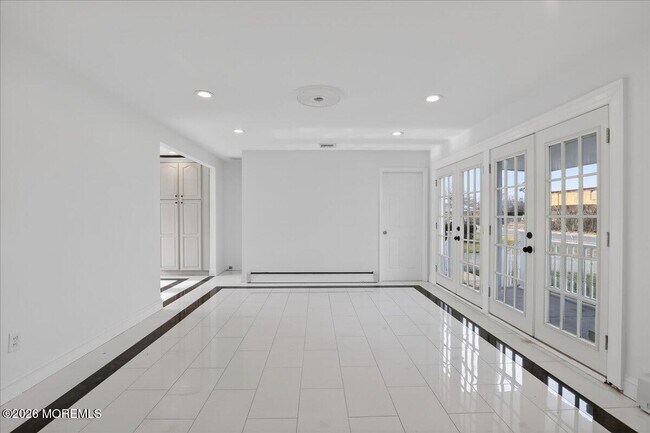 Building Photo - 8 Pullman Ave