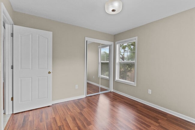 Building Photo - 100 Turtle Cay Dr