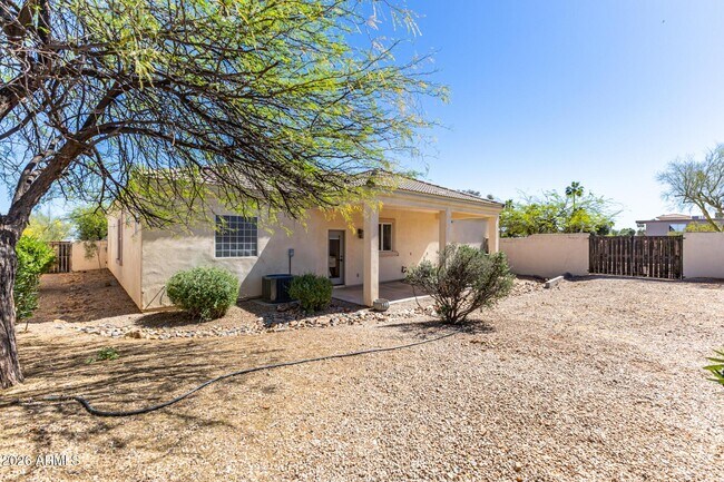 Building Photo - 14648 N Del Cambre Ave