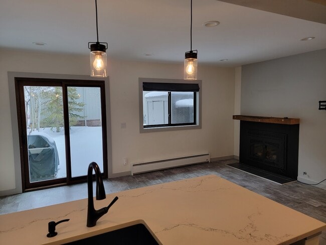 Building Photo - 311 Andora Ln