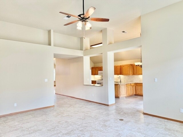 Building Photo - 8420 Ashton Pl NE
