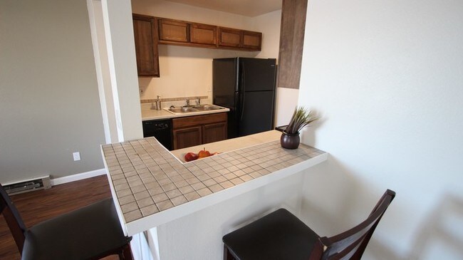 Building Photo - Slick Rock Apartments