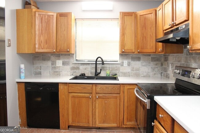 Building Photo - 6941 Vesta Brook Dr