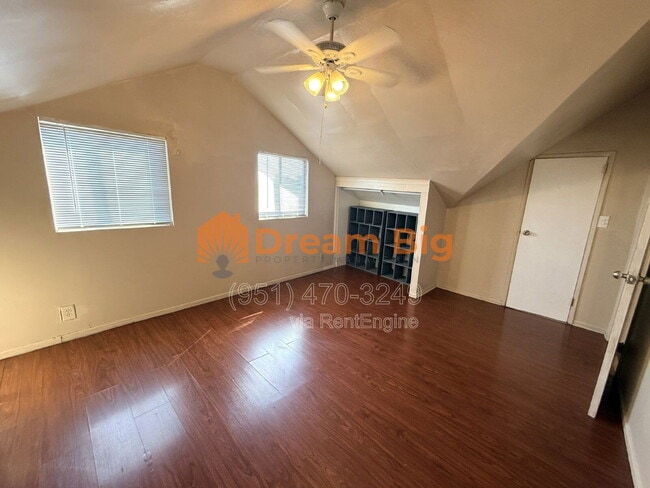Building Photo - 14653 Washington Dr