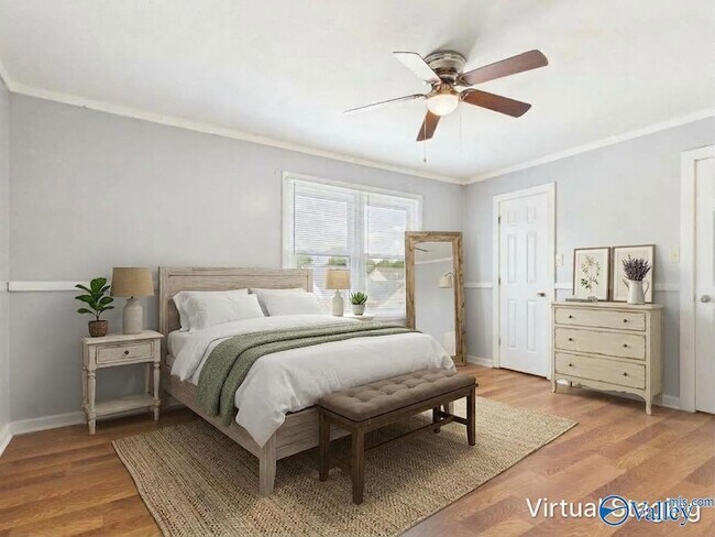 Building Photo - 1829 Brownstone Ave SW