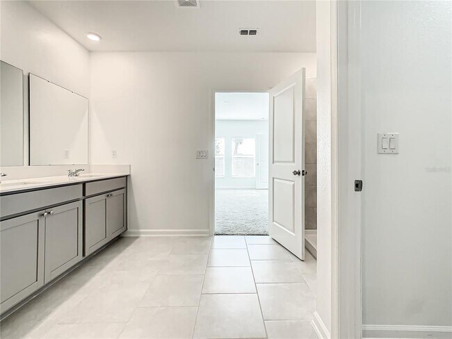 Building Photo - 2330 Burney Fls Ln
