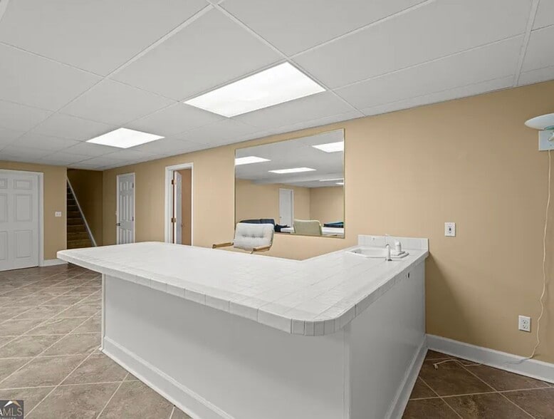 Building Photo - 7064 Brigade Ct