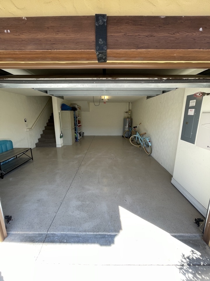 Building Photo - 8346 Esperanza St