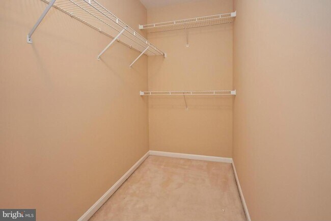 Building Photo - 1426 Park Garden Ln